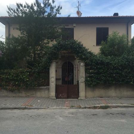 La Casetta Di Luciano Foligno Exterior foto